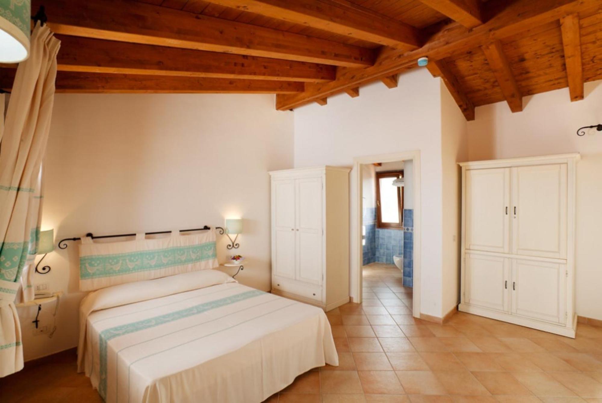 Residence Baia Dei Mirti Vignola Mare Eksteriør bilde