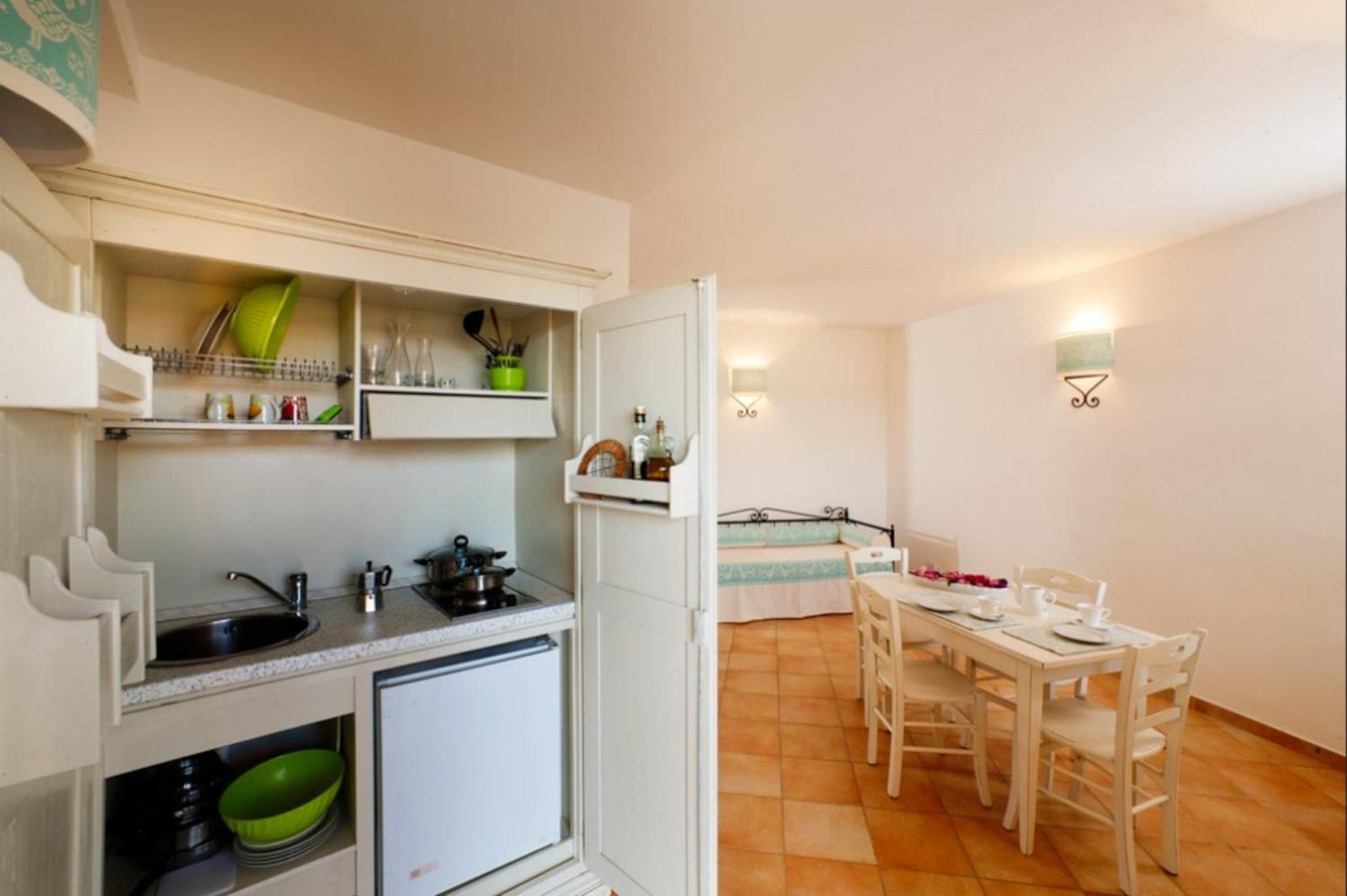 Residence Baia Dei Mirti Vignola Mare Eksteriør bilde