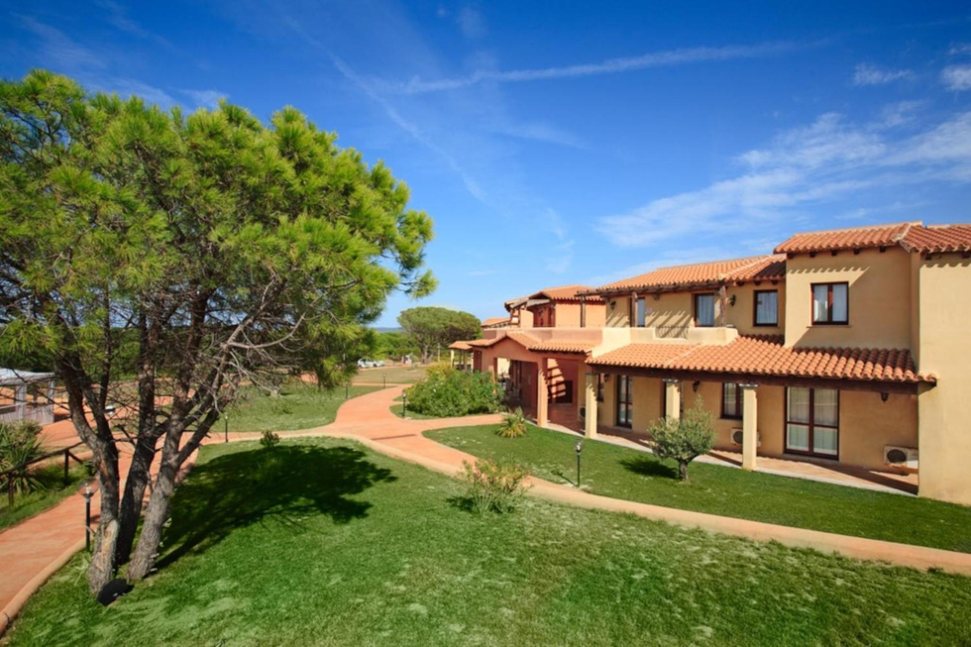 Residence Baia Dei Mirti Vignola Mare Eksteriør bilde