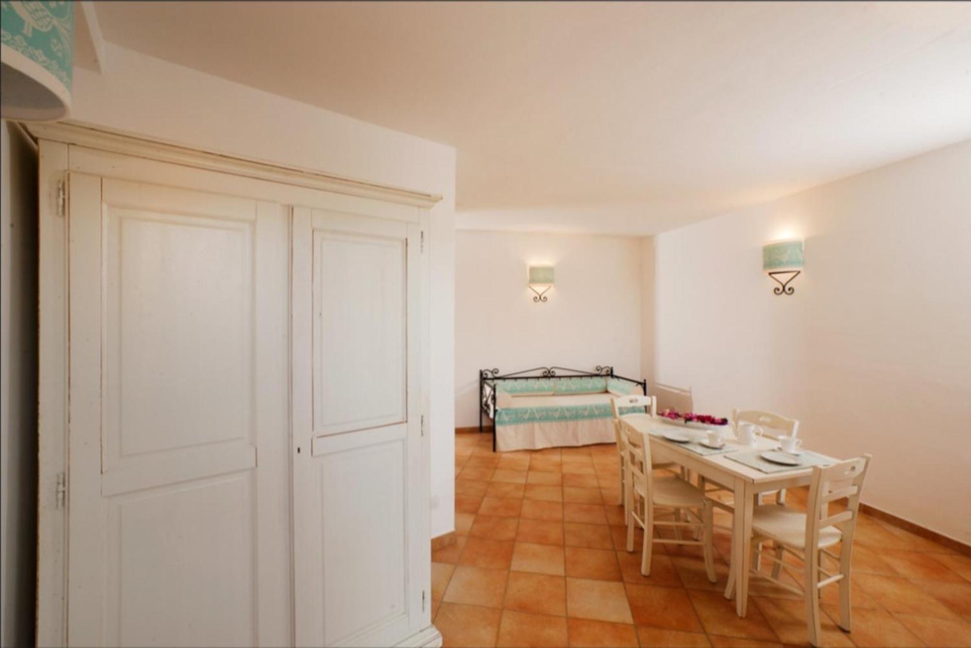 Residence Baia Dei Mirti Vignola Mare Eksteriør bilde