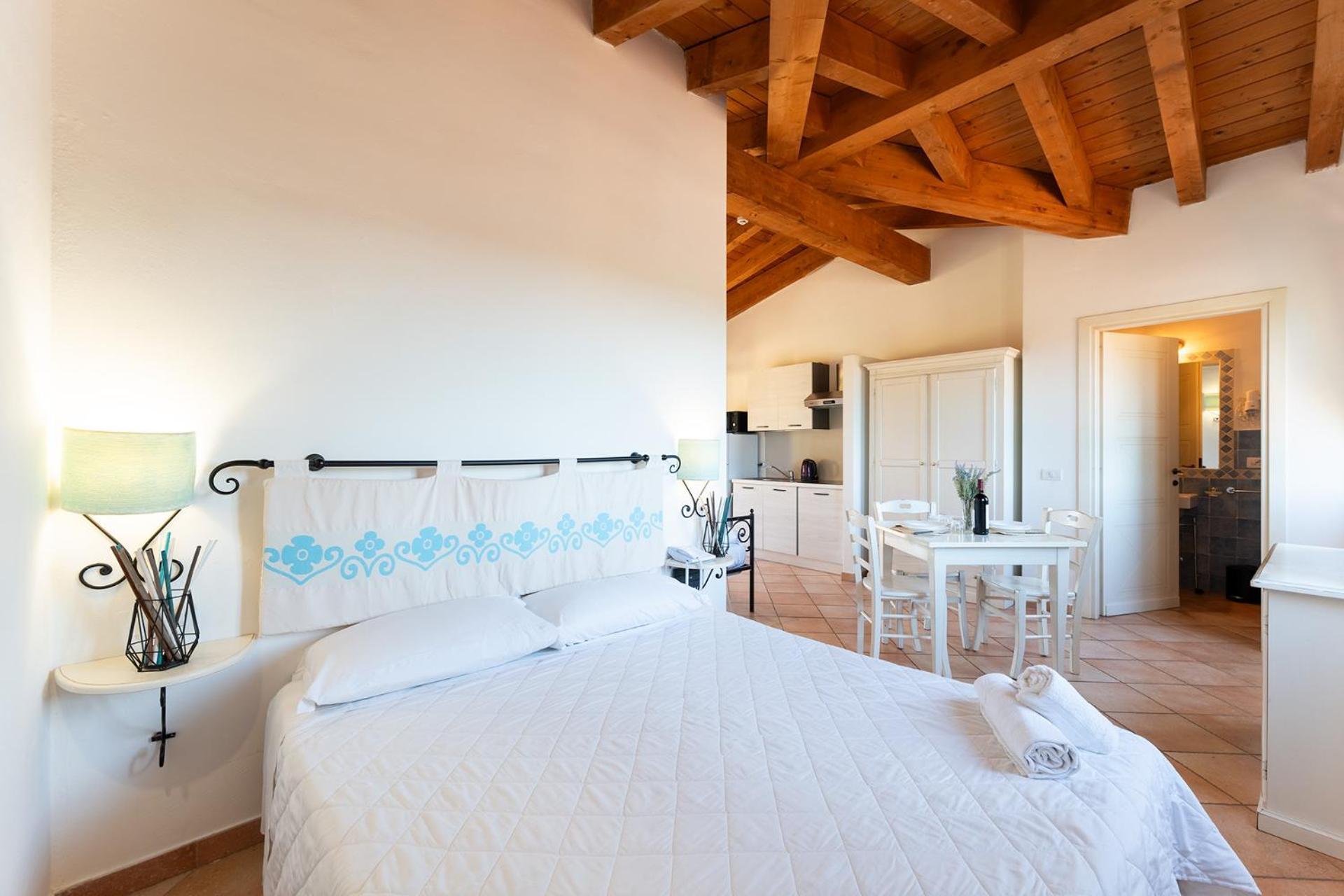 Residence Baia Dei Mirti Vignola Mare Eksteriør bilde