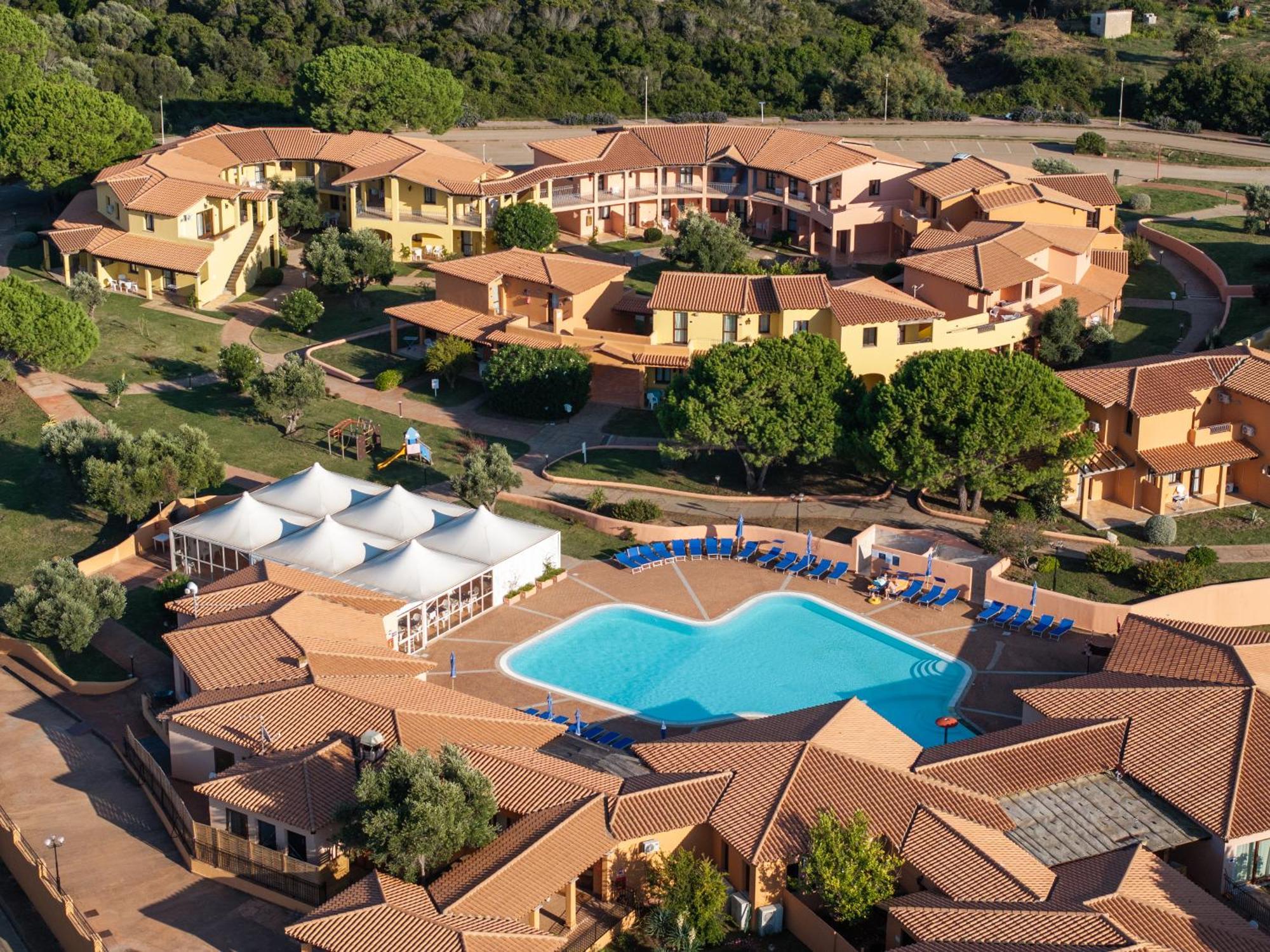 Residence Baia Dei Mirti Vignola Mare Eksteriør bilde