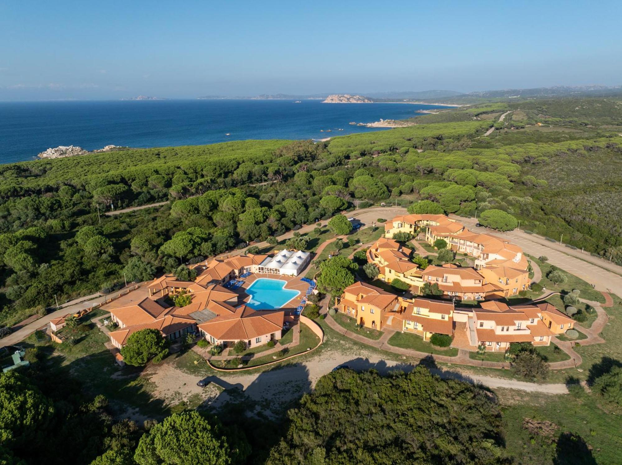 Residence Baia Dei Mirti Vignola Mare Eksteriør bilde