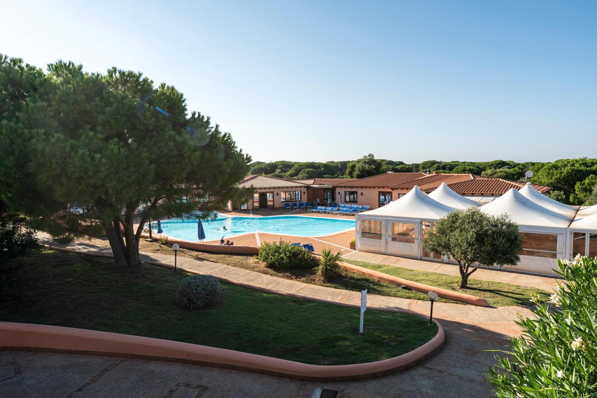 Residence Baia Dei Mirti Vignola Mare Eksteriør bilde